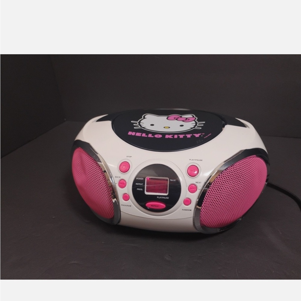 Hello Kitty Black and Pink Boombox